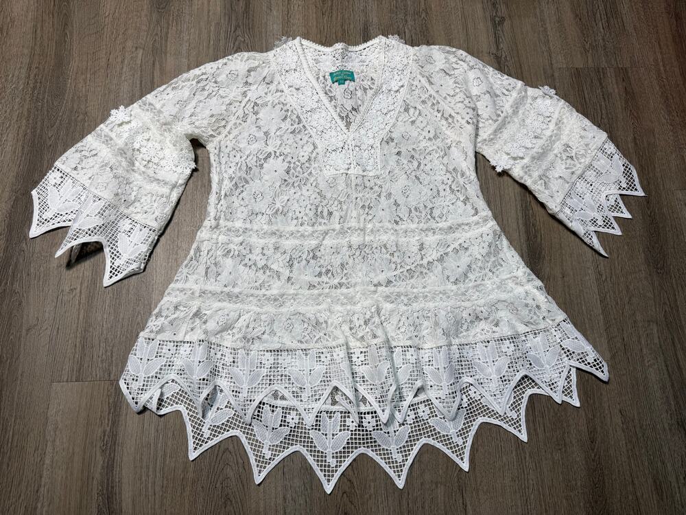 Antica Sartoria White Crochet Lace V-Neck Tunic Top